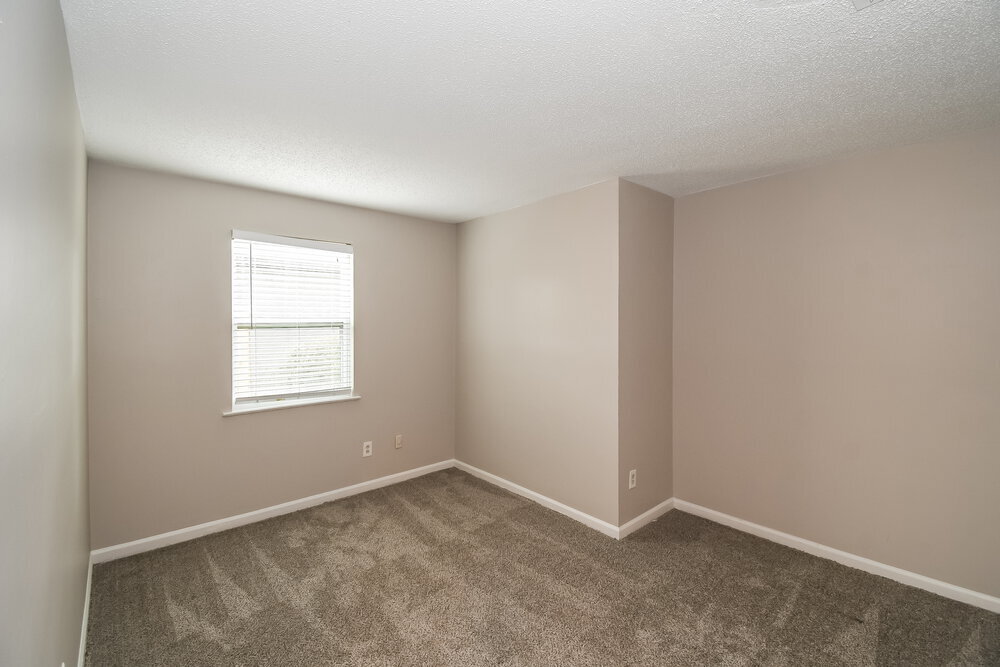 Building Photo - 5159 Beige St