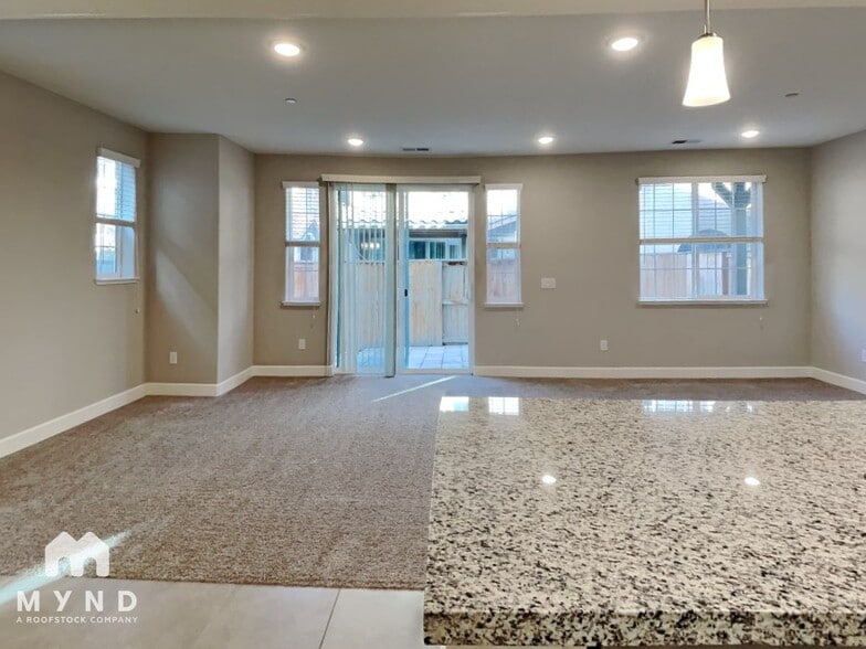 Building Photo - 1835 Sea Horse Rd