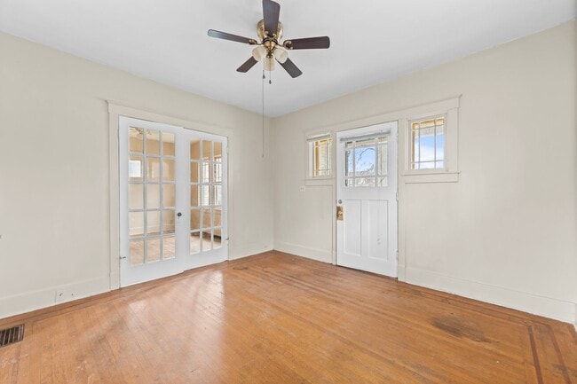 Building Photo - Spacious 1 Bed 1 Bath House off of Eastern Parkway