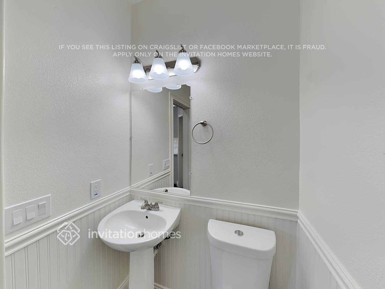 Building Photo - 5908 Deepdale Way