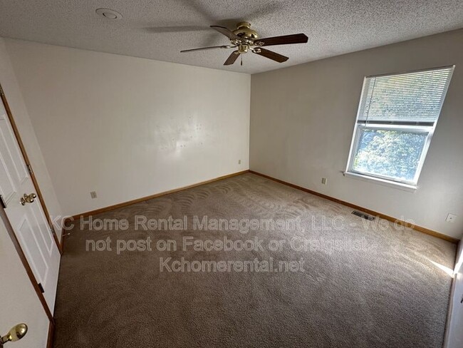 Building Photo - 766 Spring Cir