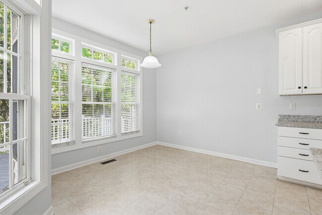 Building Photo - Woodstock, MD