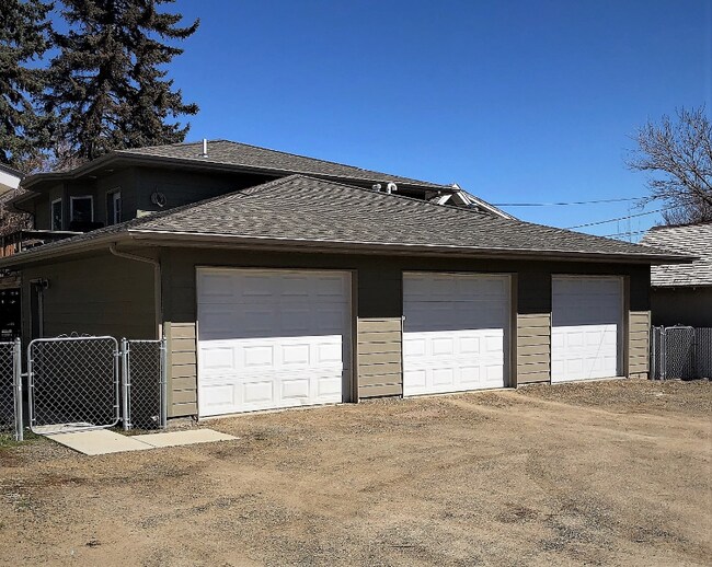 Building Photo - 1319 Walnut St