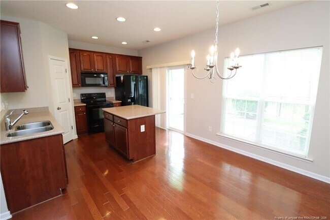 Building Photo - 110 Fanwood Ct