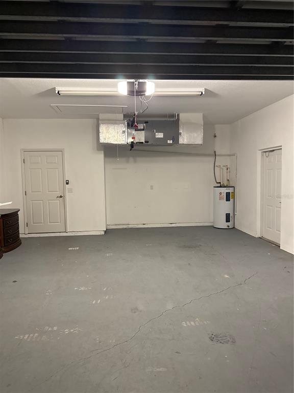 Building Photo - 2983 Point St