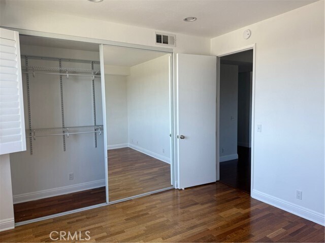 Building Photo - 116 N Swall Dr