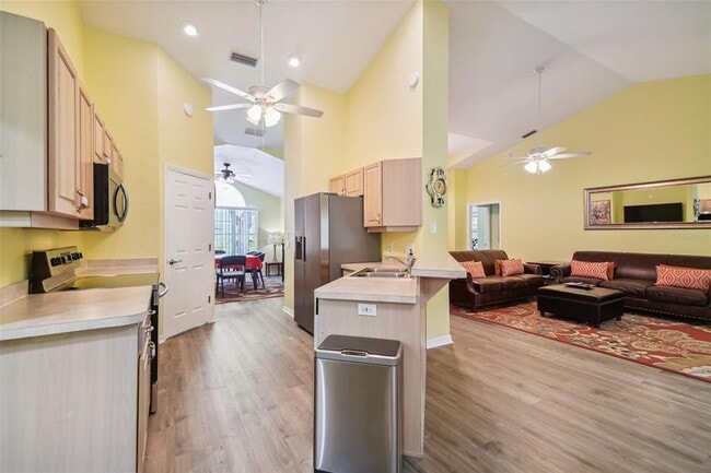 Building Photo - 12728 Flamingo Pkwy