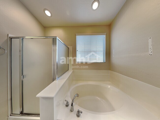 Building Photo - 10297 W Los Gatos Dr