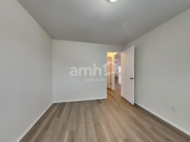 Building Photo - 8008 207th St Ct E