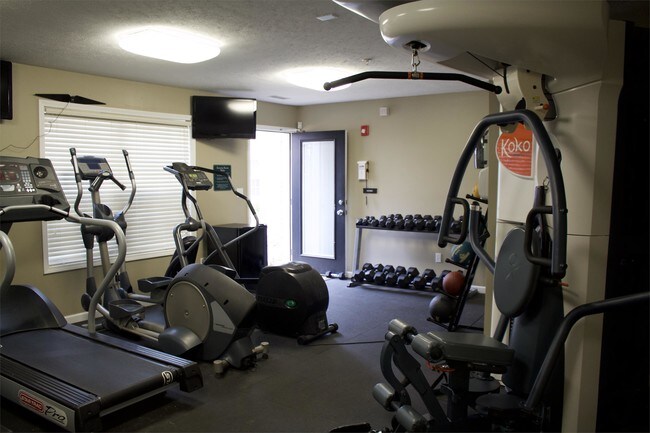 Building Photo - 2489 1st Ave