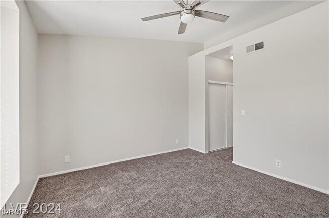 Building Photo - 4811 Black Bear Rd
