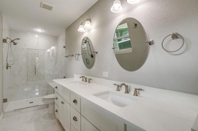 Building Photo - 603 Bondstone Dr