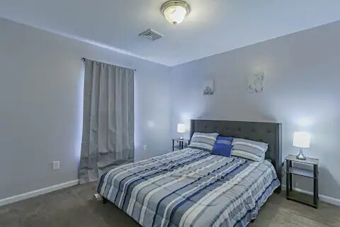 Building Photo - 1019 Cricket Ln