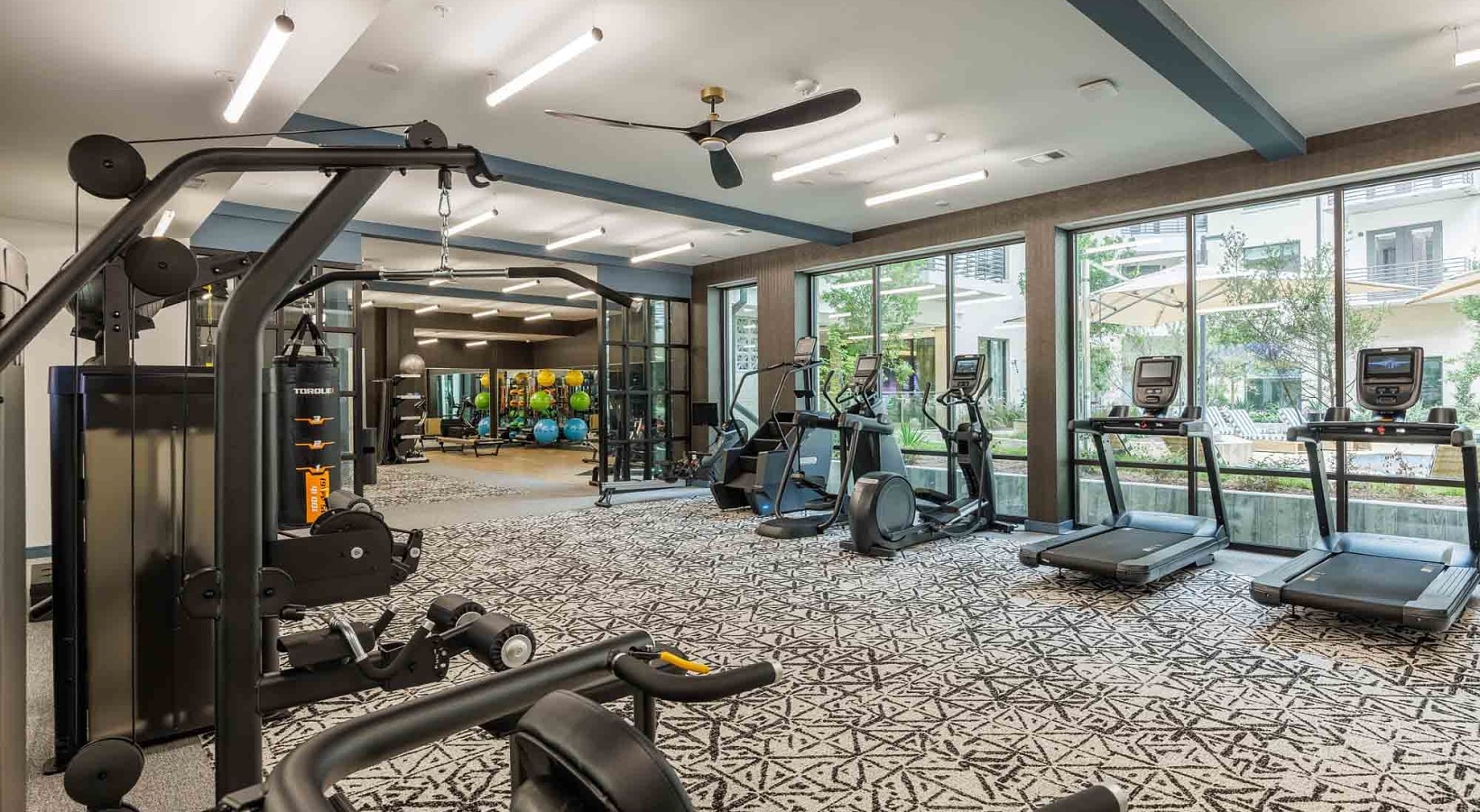 Building Photo - 1401 S Lamar Blvd