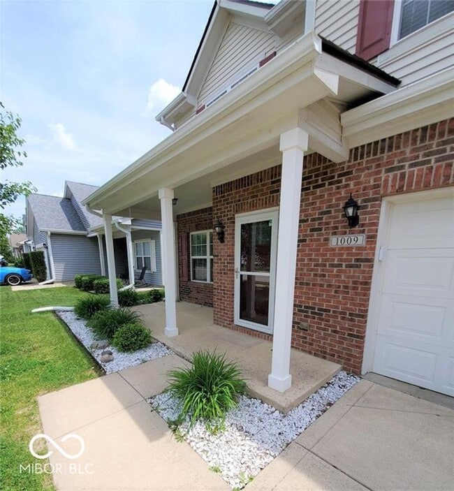 Building Photo - 1009 Retford Dr