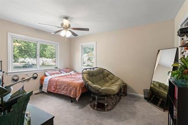 Building Photo - 222 Belray Dr