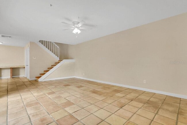 Building Photo - 5286 Willow Ct