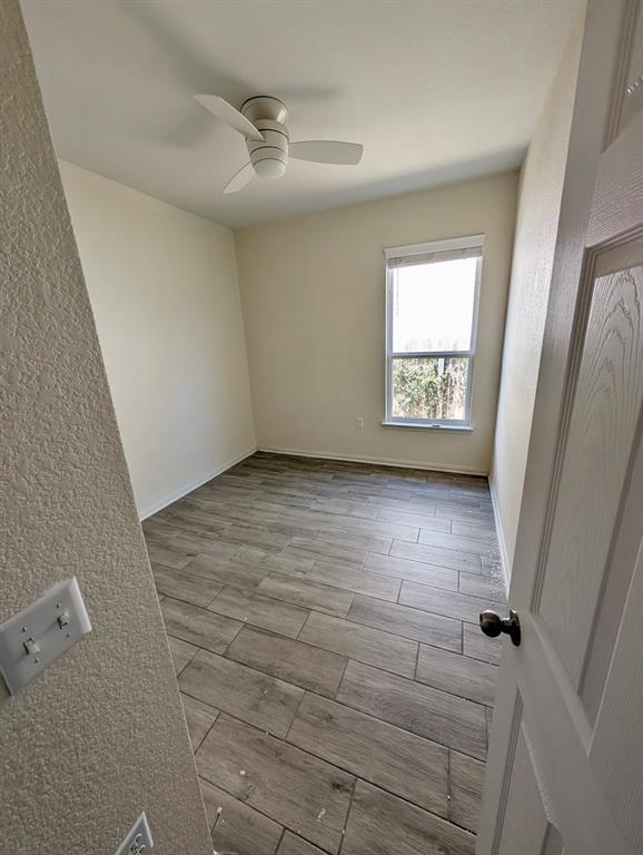 Building Photo - 824 Falkland Trace