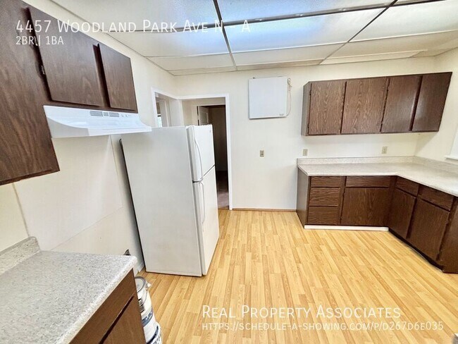 Building Photo - 4457 Woodland Park Ave N