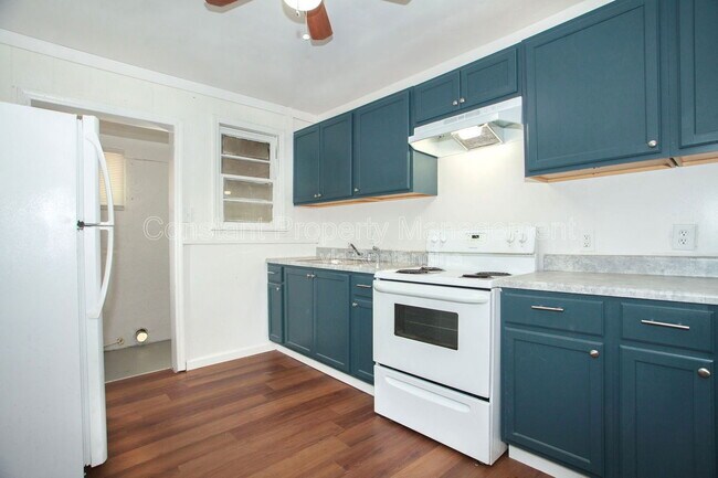 Building Photo - 1105 Stephens St