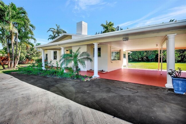 Building Photo - 100 N Hibiscus Ct