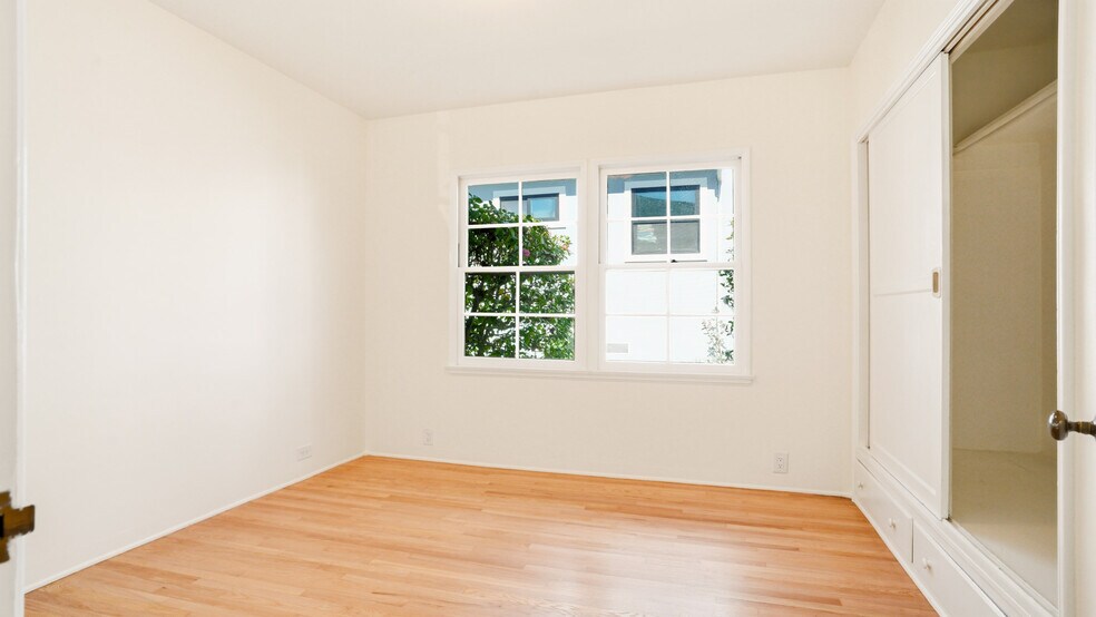 Building Photo - 1755 Craig Ave