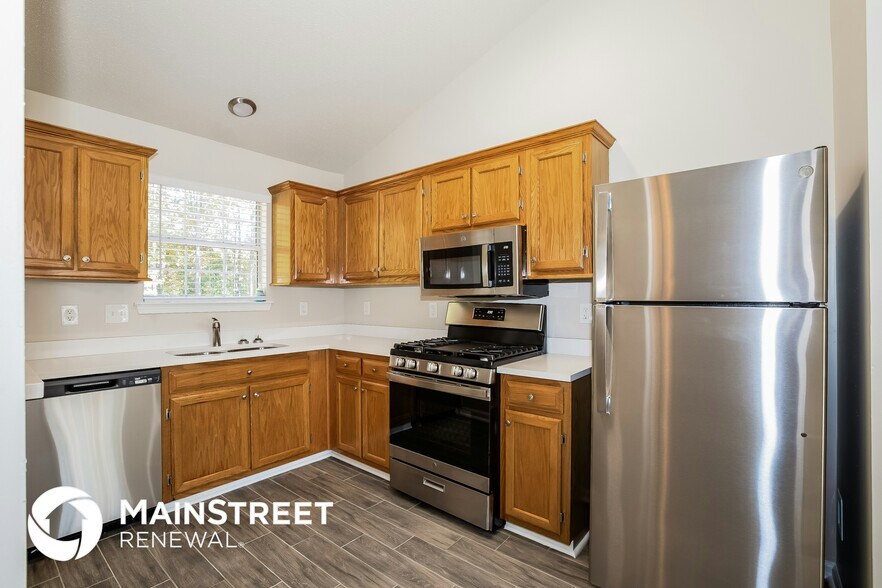 Building Photo - 3639 Mosswood Ln