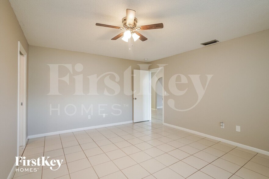 Building Photo - 1307 SE 45th St