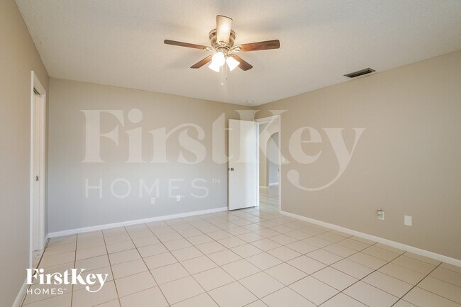 Building Photo - 1307 SE 45th St