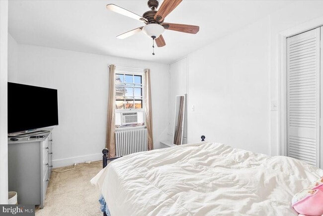 Building Photo - 222 S Raleigh St