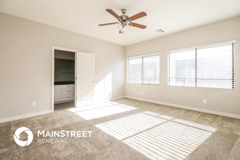 Building Photo - 1119 S Stapley Dr