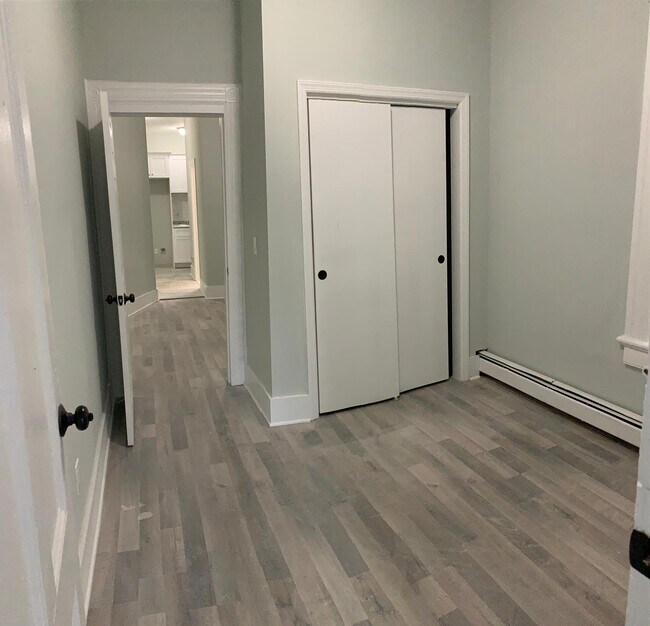 Building Photo - 224 Ripley Pl