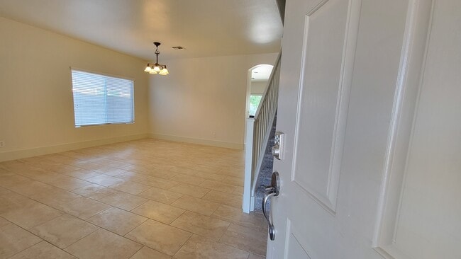 Building Photo - 4437 E Firestone Dr