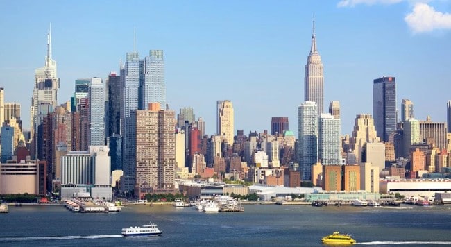 Building Photo - 16 Oak