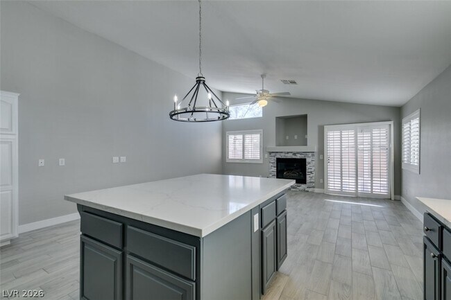 Building Photo - 2744 Summerchase Ln
