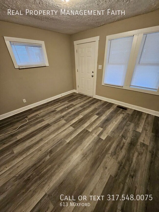 Building Photo - 613 NOxford-