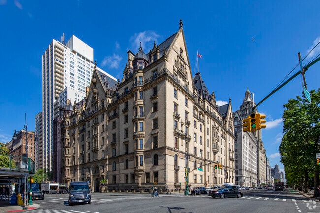 1 W 72nd St New York, NY 10023-3486 - The Dakota