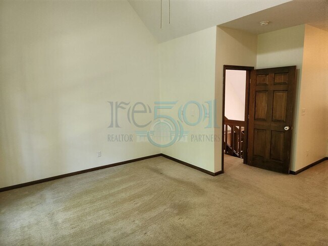 Building Photo - RARE exquisite home on acreage in the heart of West Little Rock!