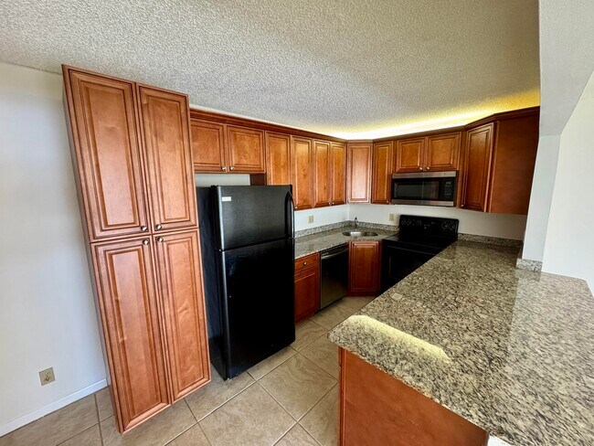 Building Photo - 1119 Green Pine Blvd