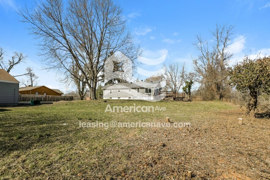 Building Photo - 2480 Redman Rd