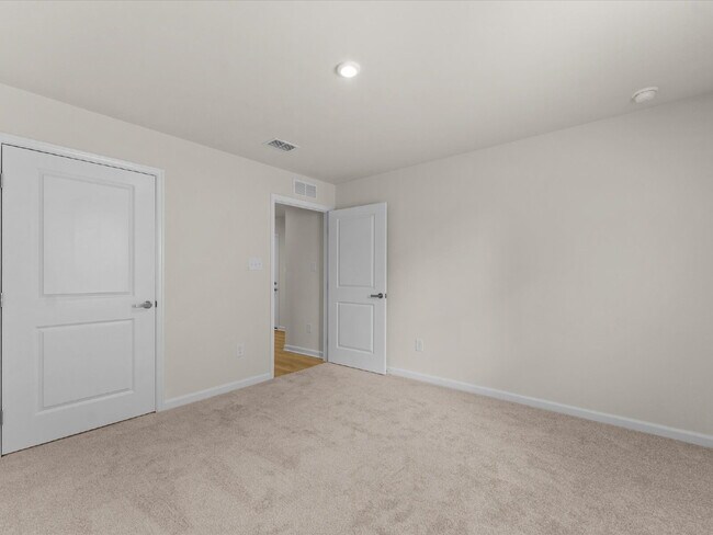 Building Photo - 16131 Wildflower Pl