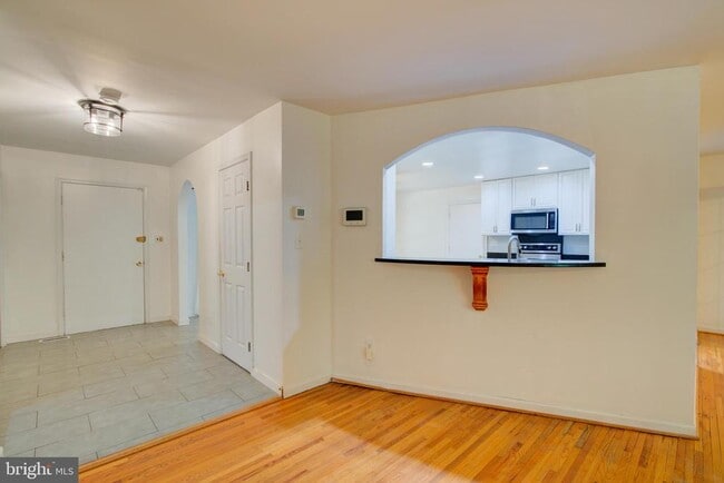 Building Photo - 11621 Sourwood Ln