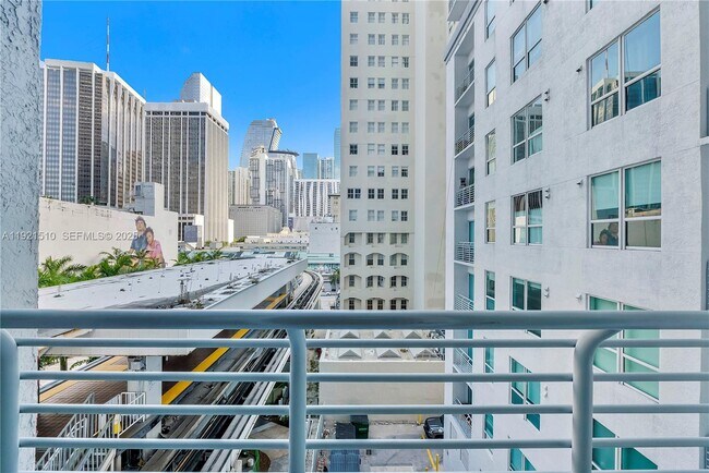 Building Photo - 133 NE 2nd Ave