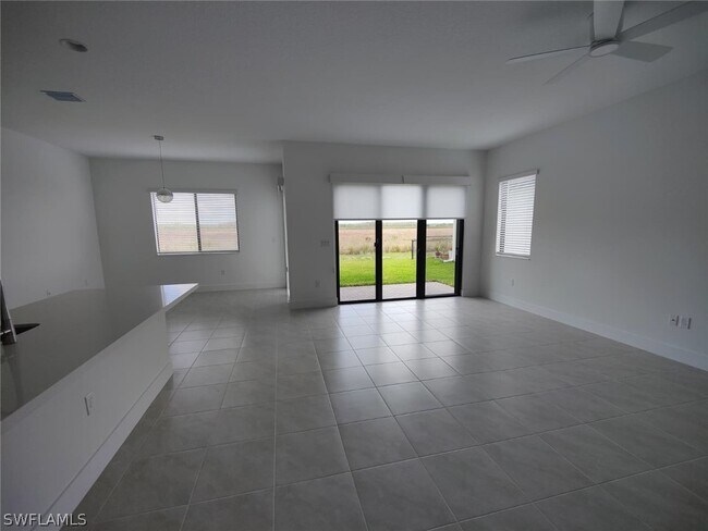 Building Photo - 5871 Cassidy Ln