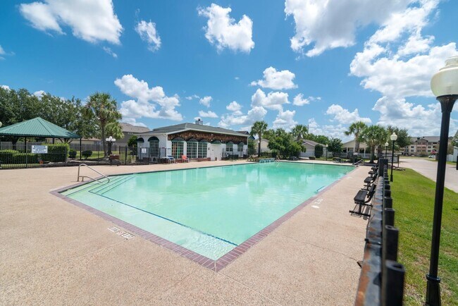 Building Photo - 10115 Berrybriar Ln