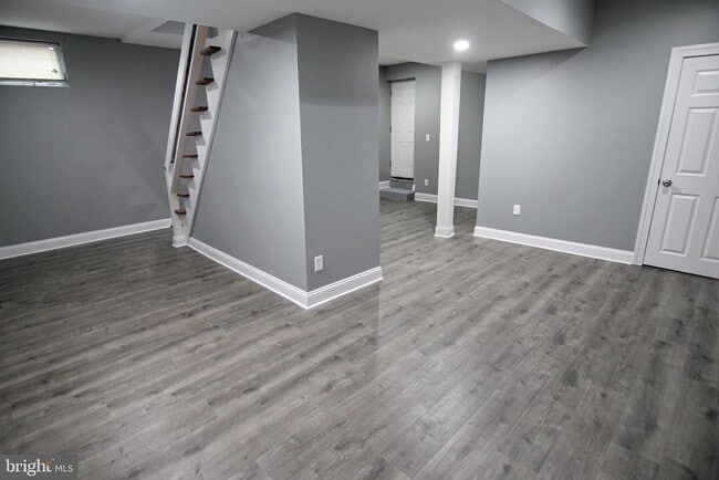 Building Photo - 63 Columbus St