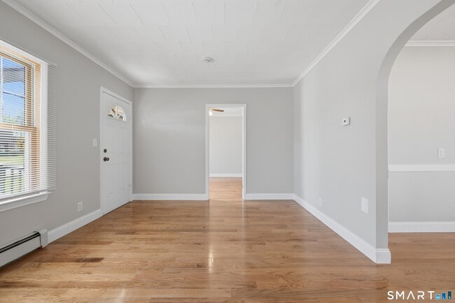 Building Photo - 456 Elm St
