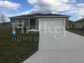 Building Photo - 3549 SW Rosardo St