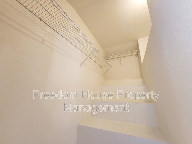 Building Photo - 5391 Money St