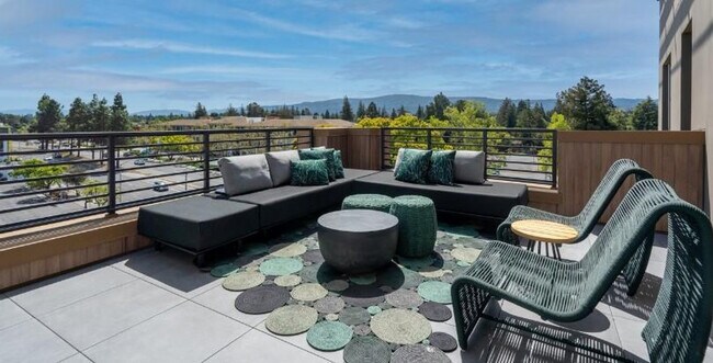 Building Photo - 4300 Collins Ct